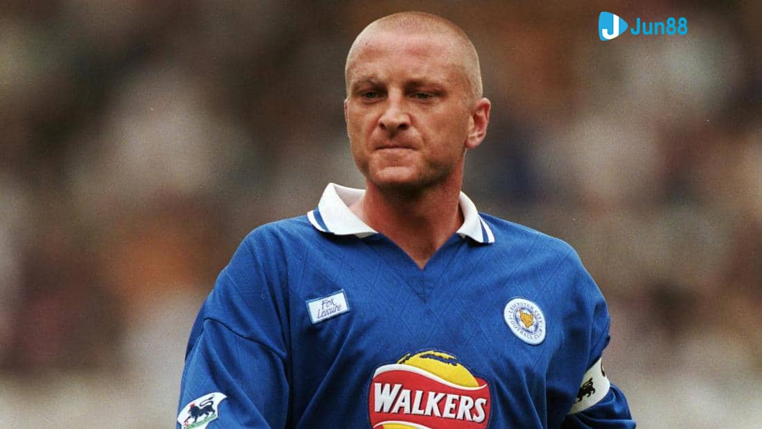 Tìm hiểu huyền thoại Leicester City Matt Elliott