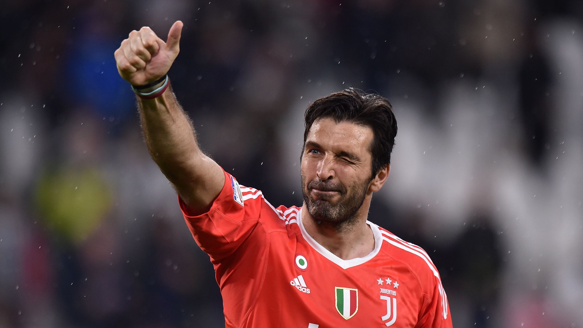 Gianluigi Buffon: Sự nghiệp huyền thoại của thủ môn người Ý (Phần 2)